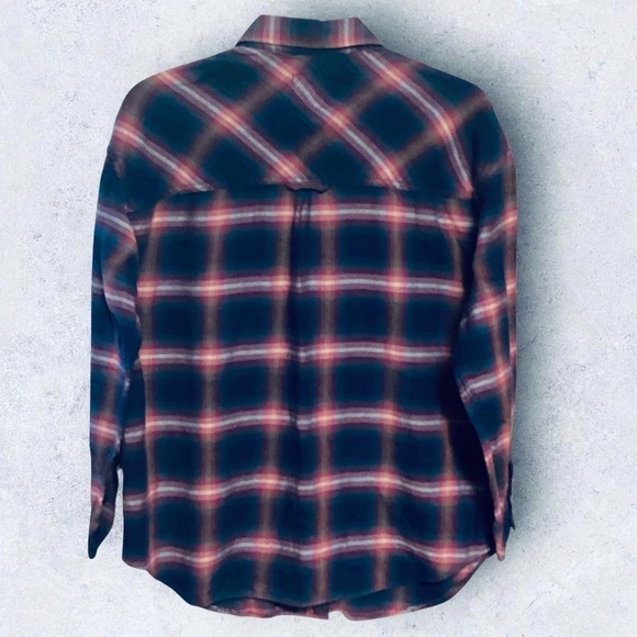 Rails Jackson Women's Plaid Flannel Button Up Shirt in Navy Pink Size Small - Picture 3 of 10